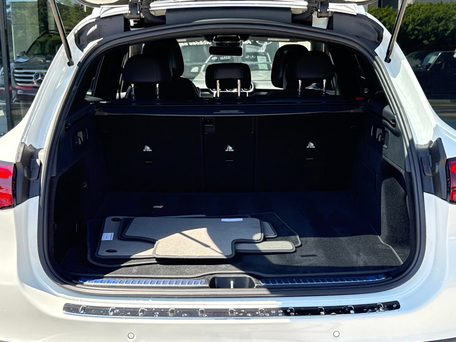 Used 2026 Mercedes-Benz GLC 300 image 16