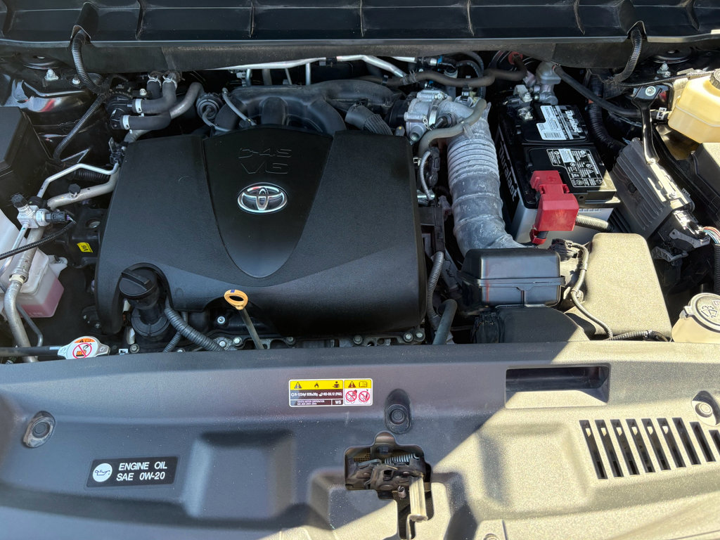Used 2021 Toyota Highlander XLE image 33
