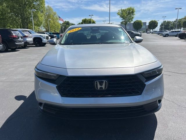 Used 2024 Honda Accord EX image 2