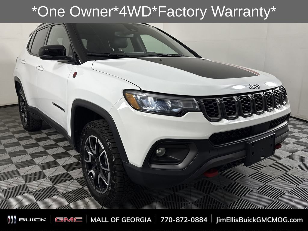 Used 2024 Jeep Compass Trailhawk image 1
