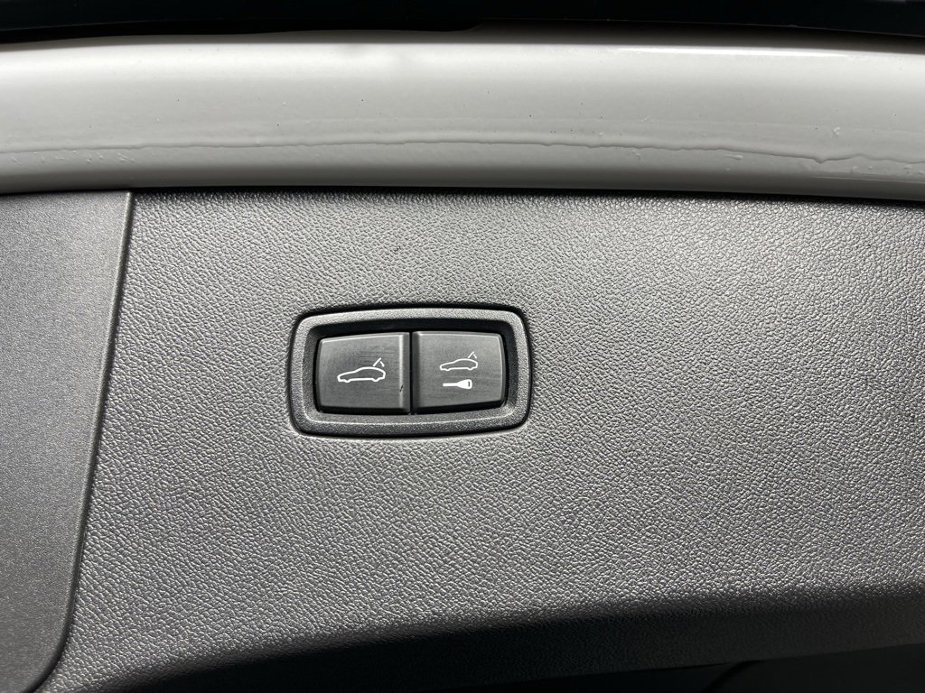 Certified 2023 Porsche Cayenne Coupe image 17