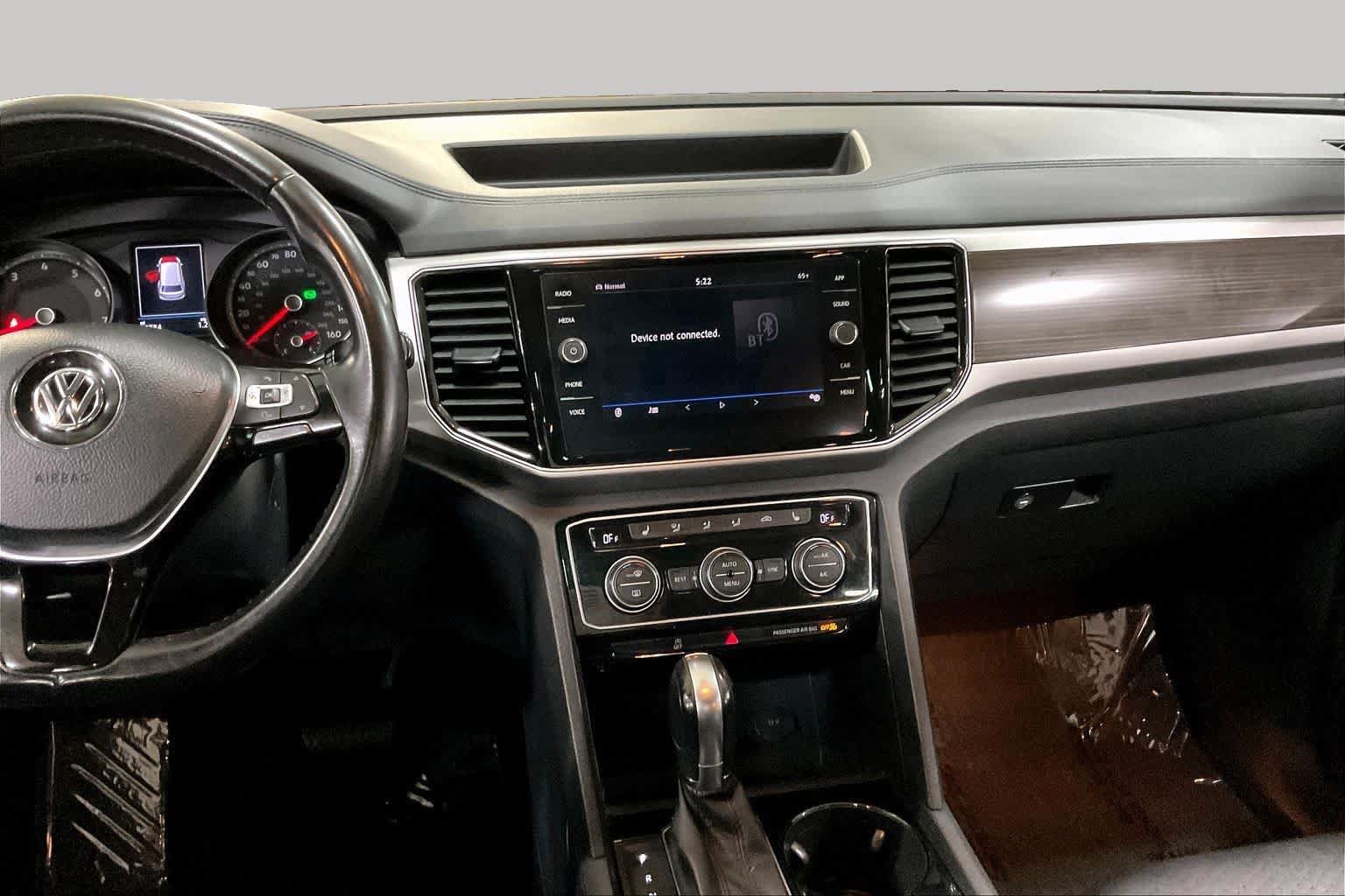 Used 2018 Volkswagen Atlas SEL AWD/4WD image 7