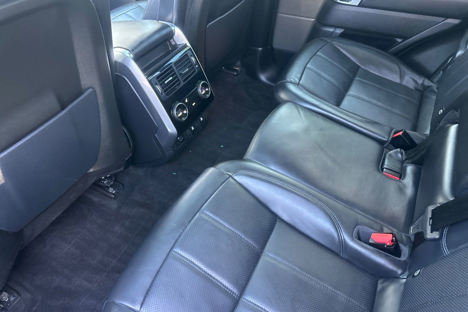 Used 2021 Land Rover Range Rover Sport HSE image 26