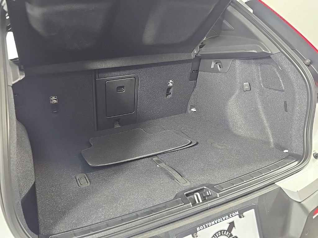 Certified 2023 Volvo XC40 Recharge Plus AWD/4WD image 15