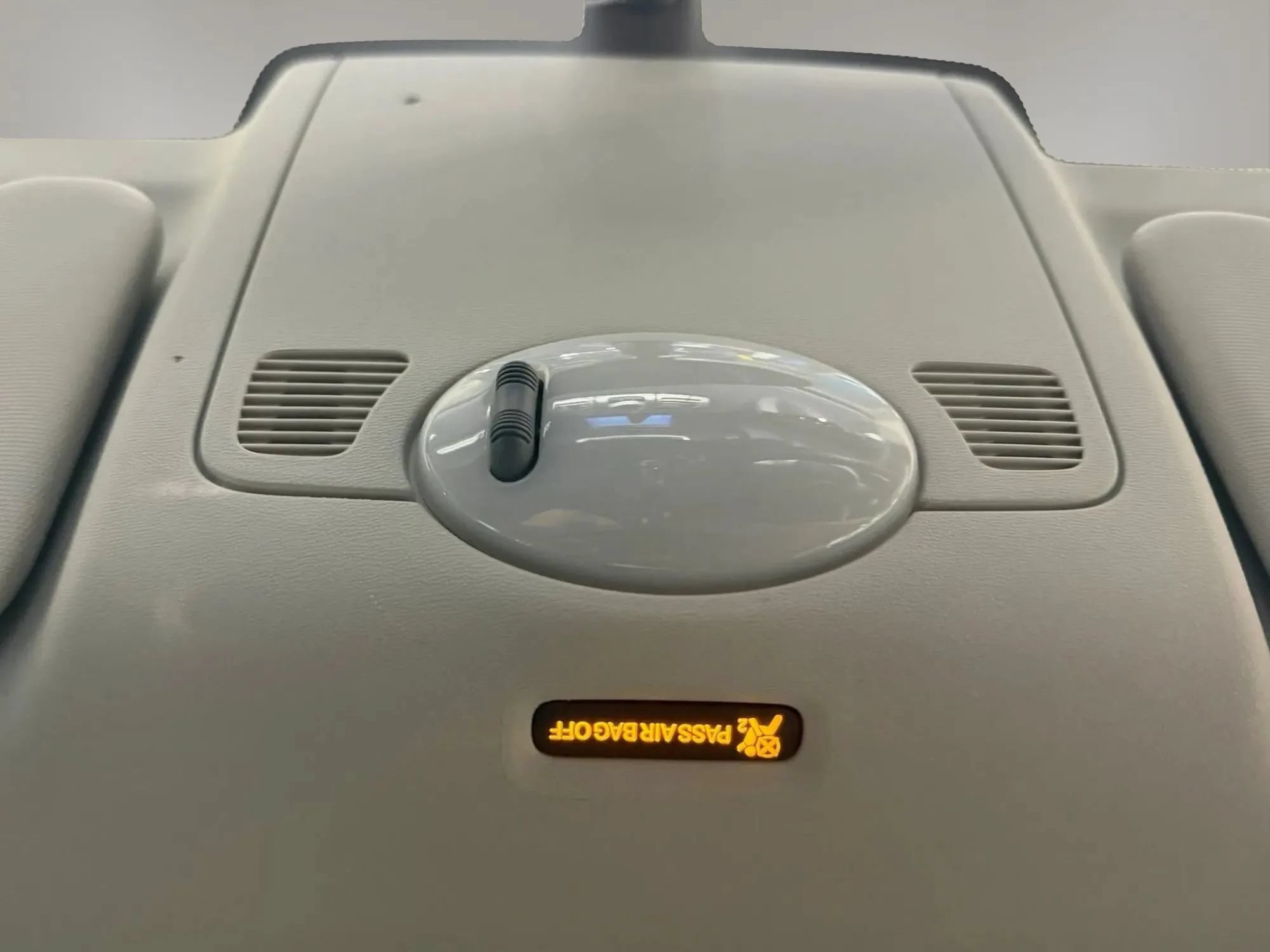Used 2015 smart fortwo pure RWD image 22