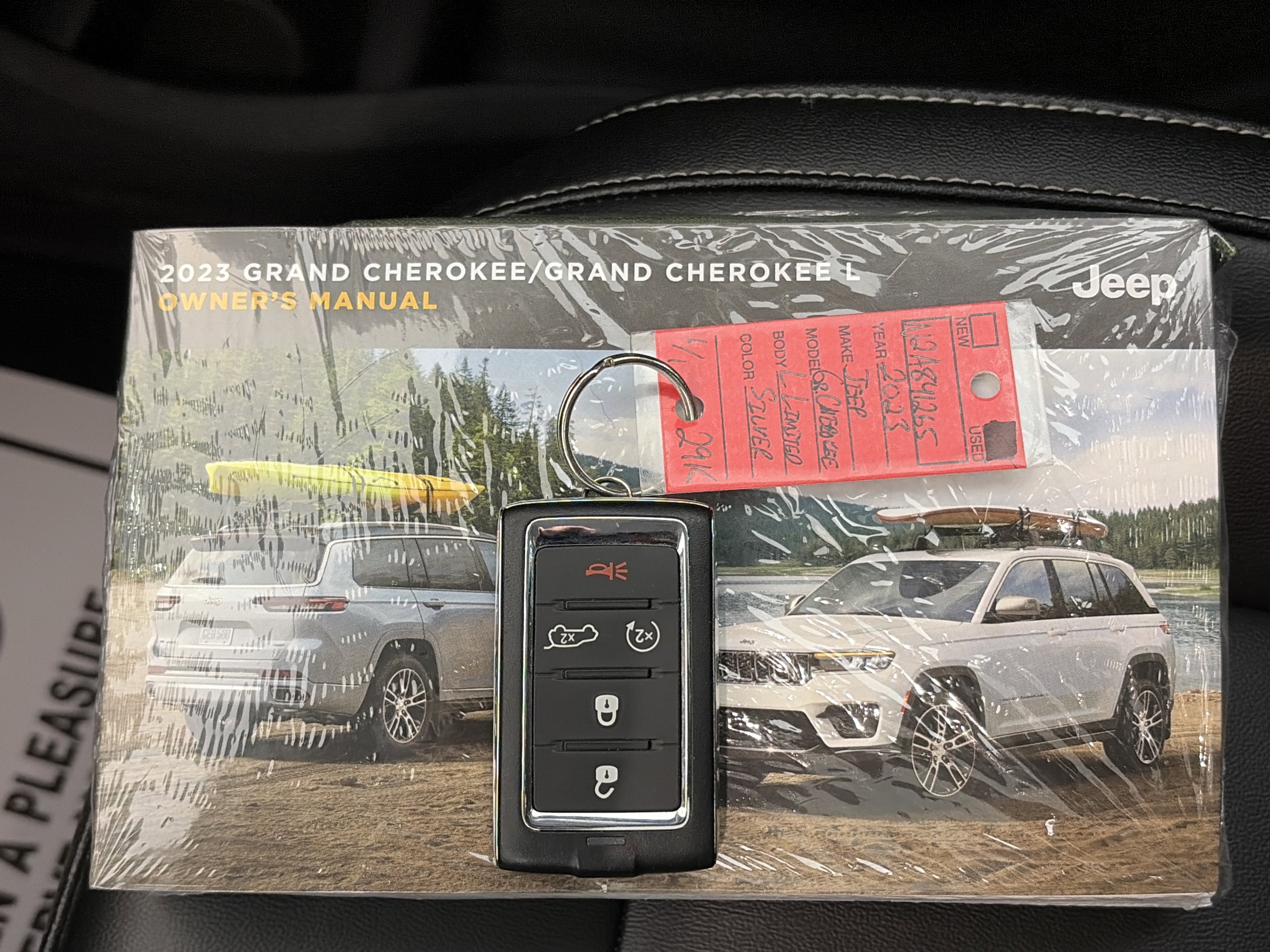 Used 2023 Jeep Grand Cherokee L Limited w/ Trailer Tow Group (B) image 39