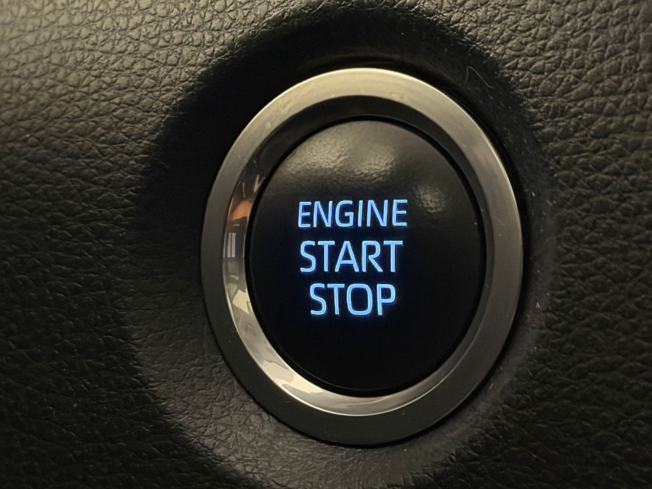 Used 2022 Toyota Corolla XLE FWD image 17