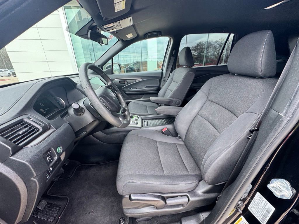 Used 2021 Honda Passport Sport image 10