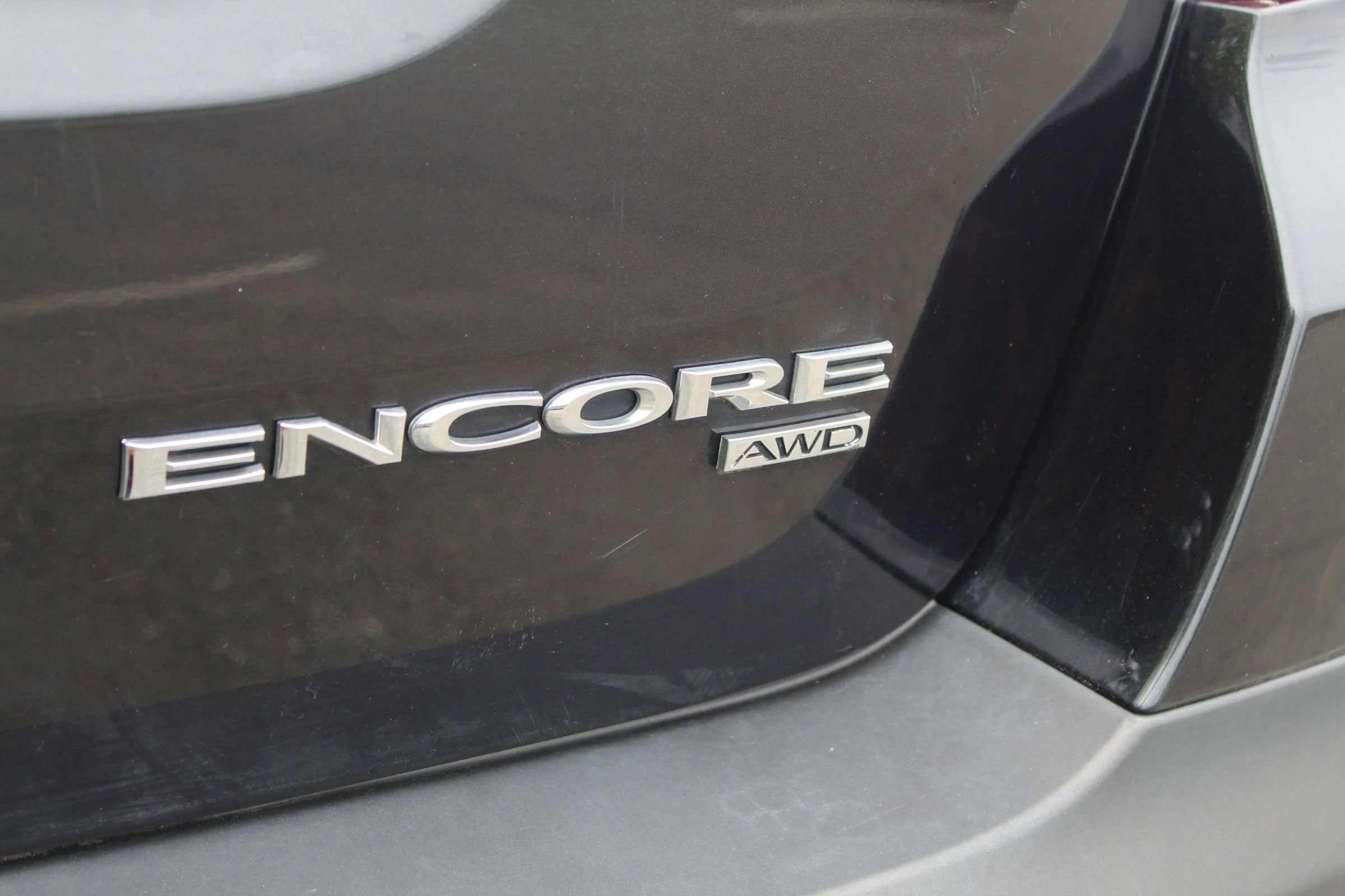 Used 2016 Buick Encore Sport Touring AWD/4WD image 43