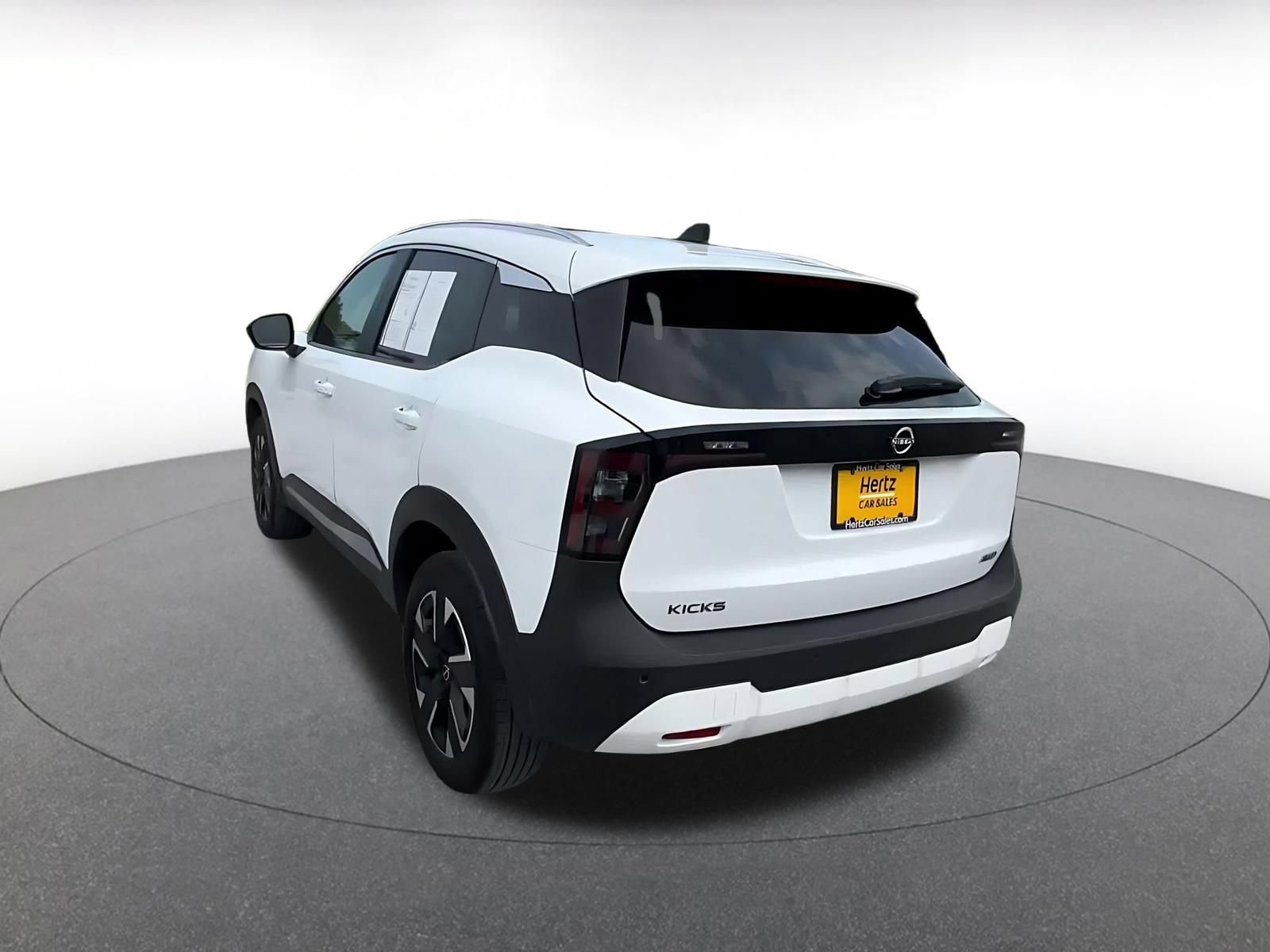 Used 2026 Nissan Kicks SV w/ Cold Weather Package AWD/4WD image 10