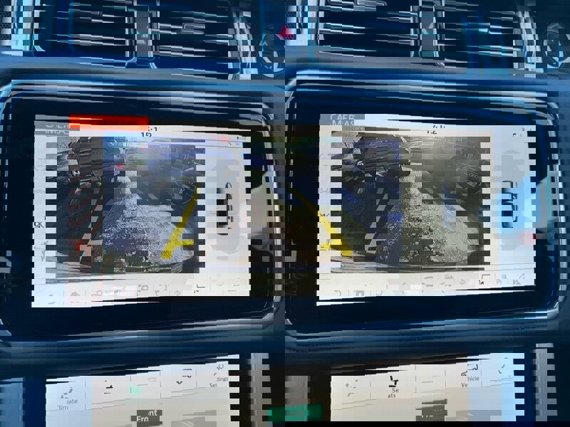 Used 2018 Land Rover Range Rover Supercharged image 19