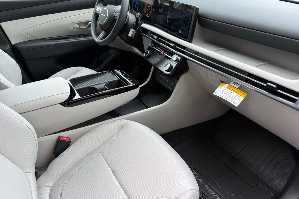 New 2026 Hyundai Tucson Blue SE AWD/4WD image 13