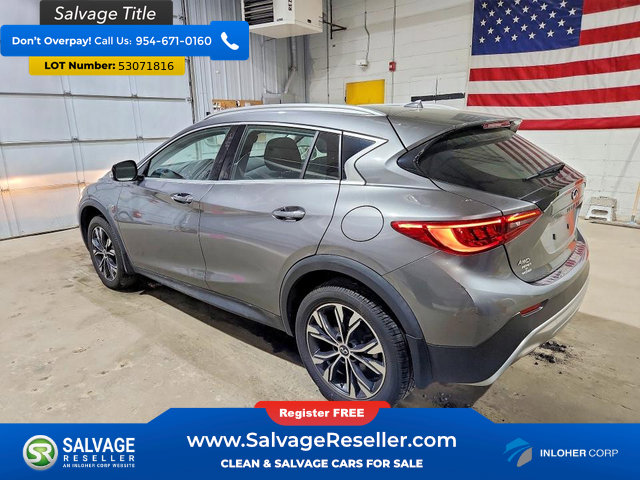Used 2018 INFINITI QX30 Premium w/ Navigation Package AWD/4WD image 3