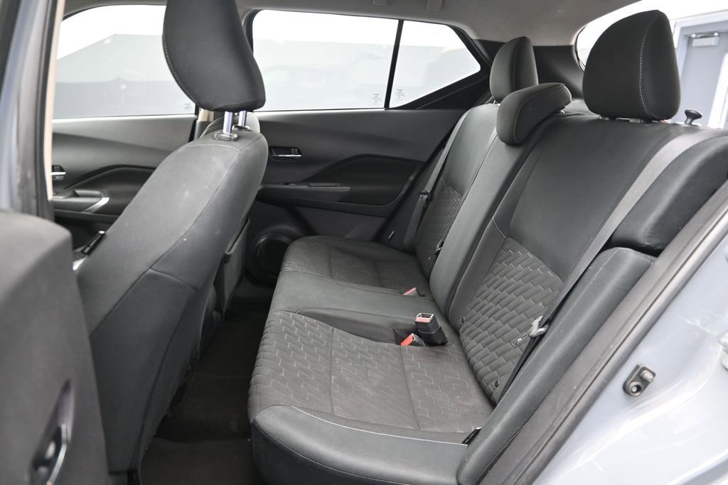 Used 2023 Nissan Kicks SV FWD image 12