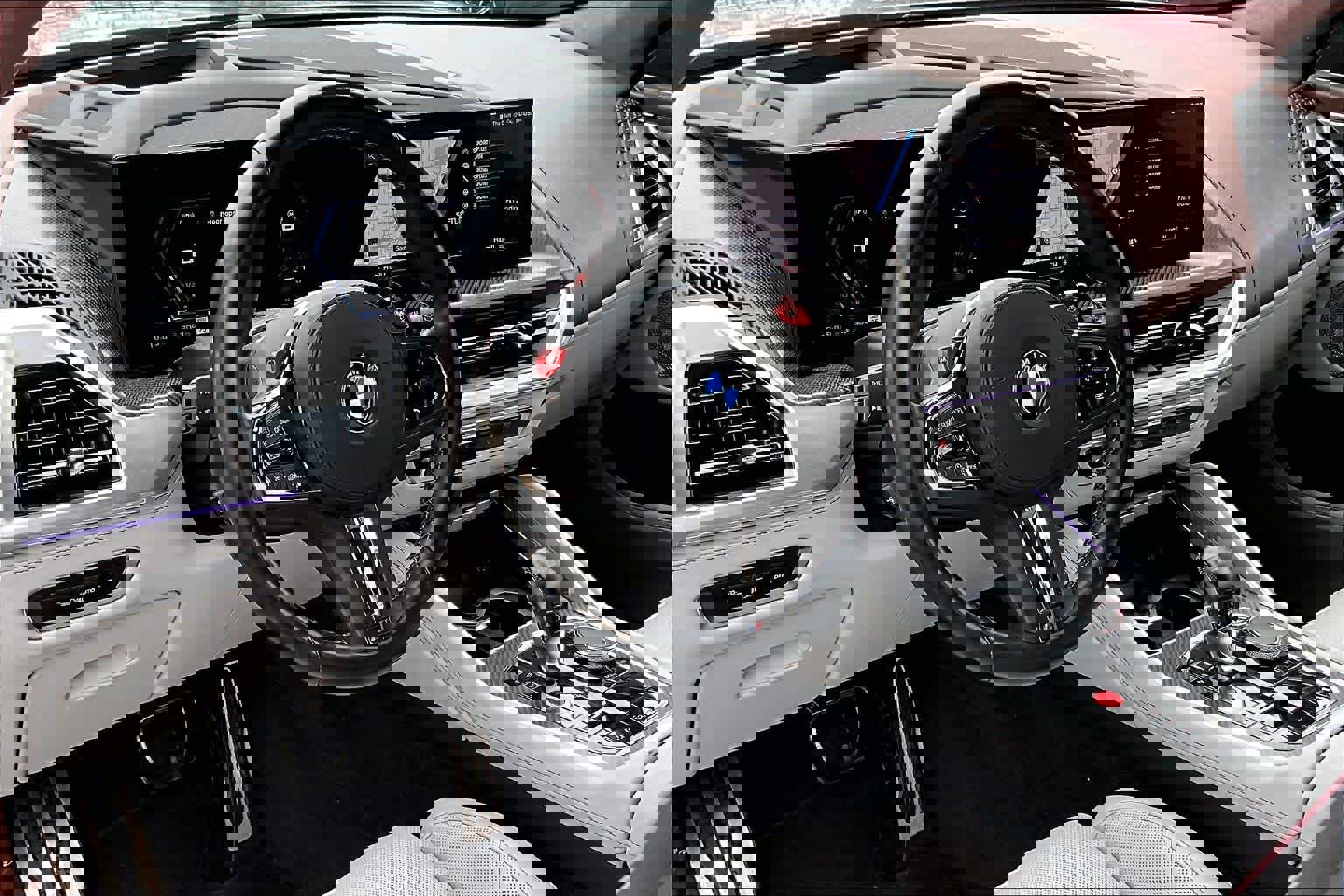 Used 2024 BMW XM w/ M Driver's Package image 16