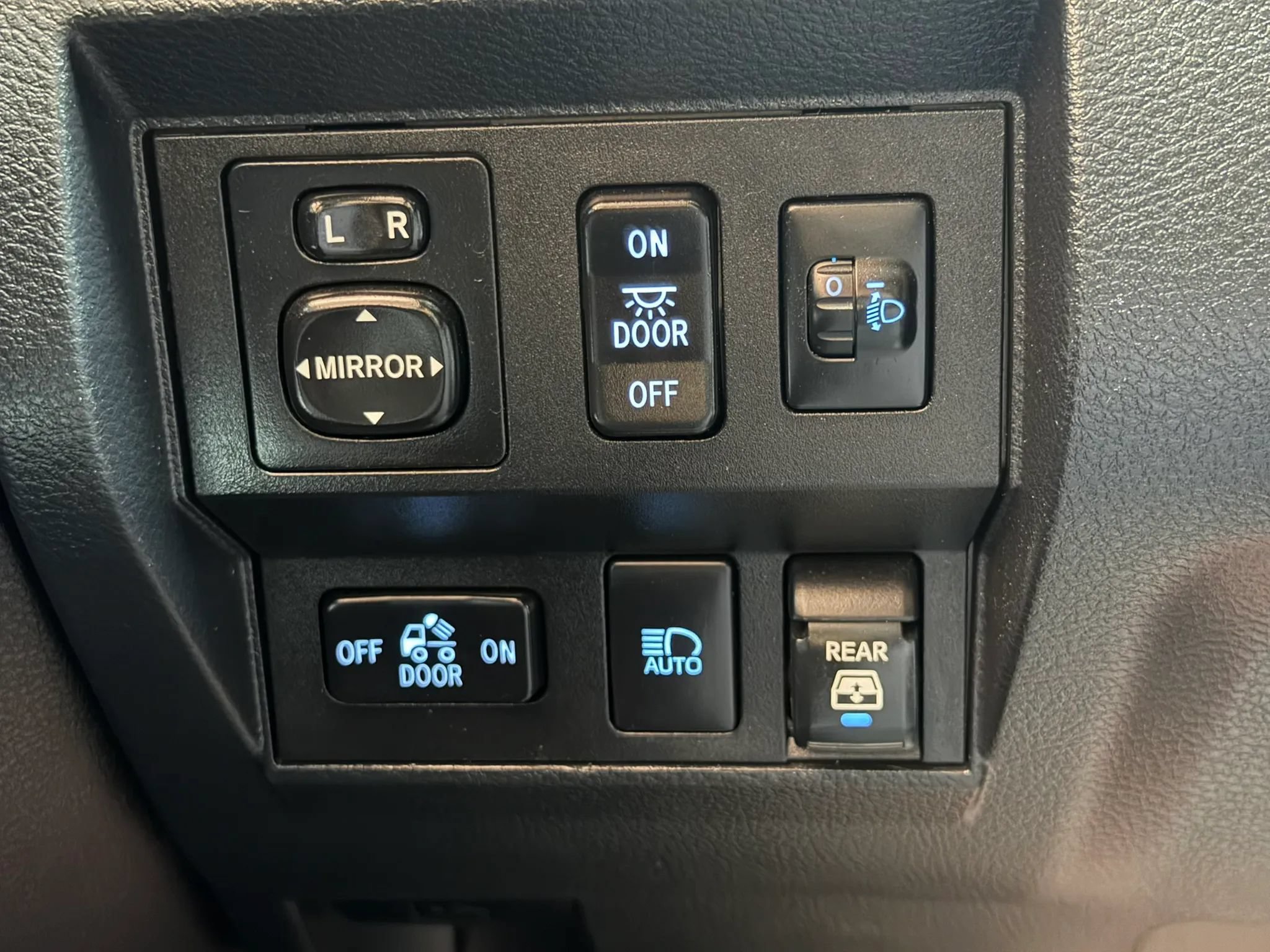 Used 2019 Toyota Tundra TRD Pro AWD/4WD image 24