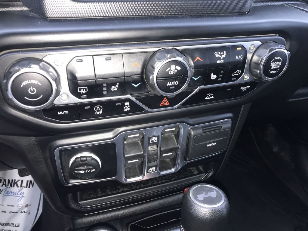 Used 2022 Jeep Wrangler Unlimited Sport image 18