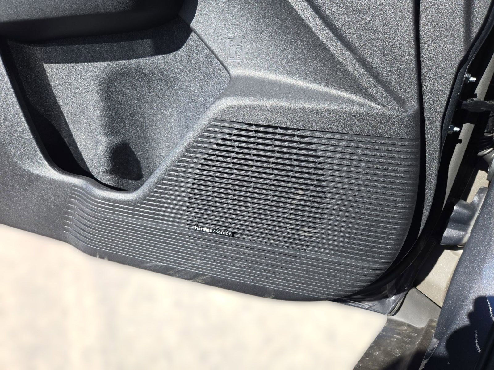 New 2026 Subaru Outback Touring image 22