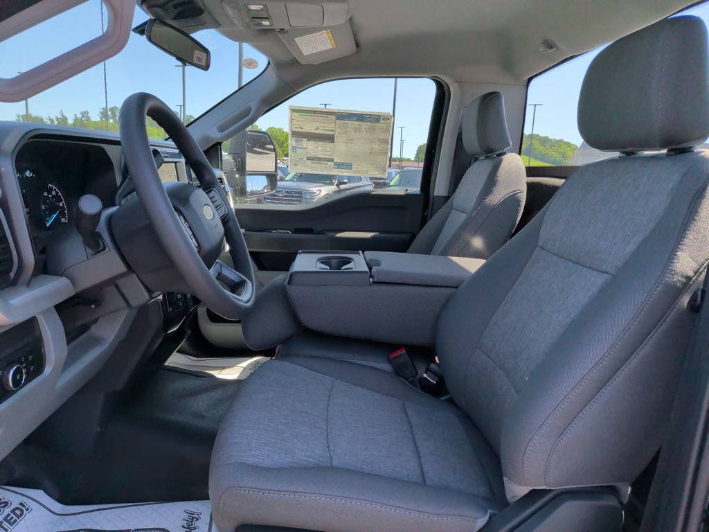 New 2026 Ford F250 XL w/ XL Off-Road Package AWD/4WD image 12