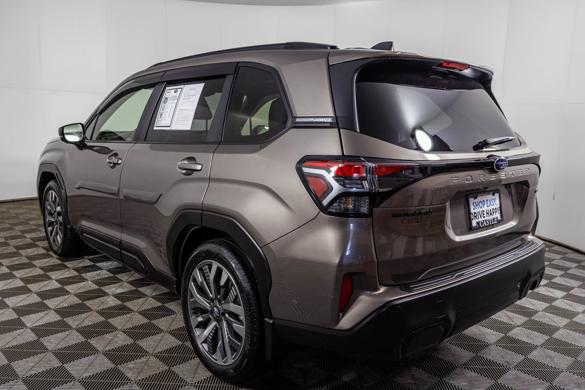 Used 2025 Subaru Forester Touring w/ Popular Package - Touring image 23