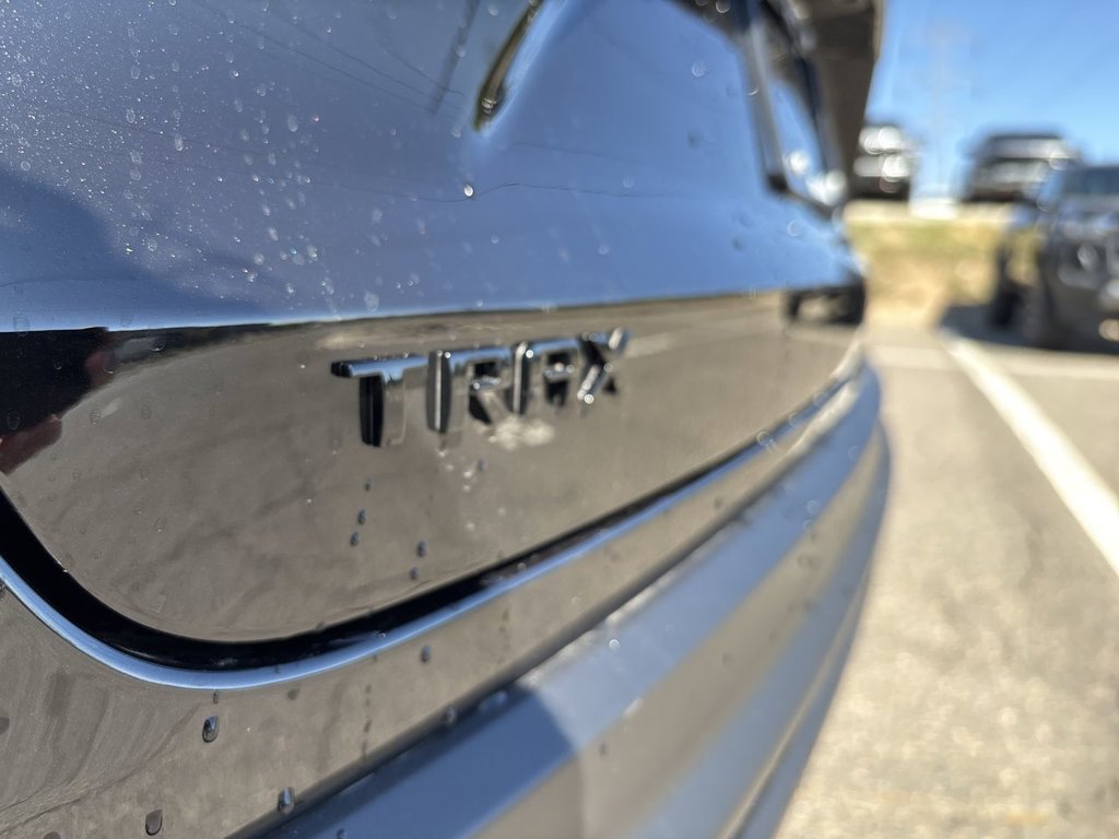 New 2026 Chevrolet Trax LT w/ Midnight Edition FWD image 34