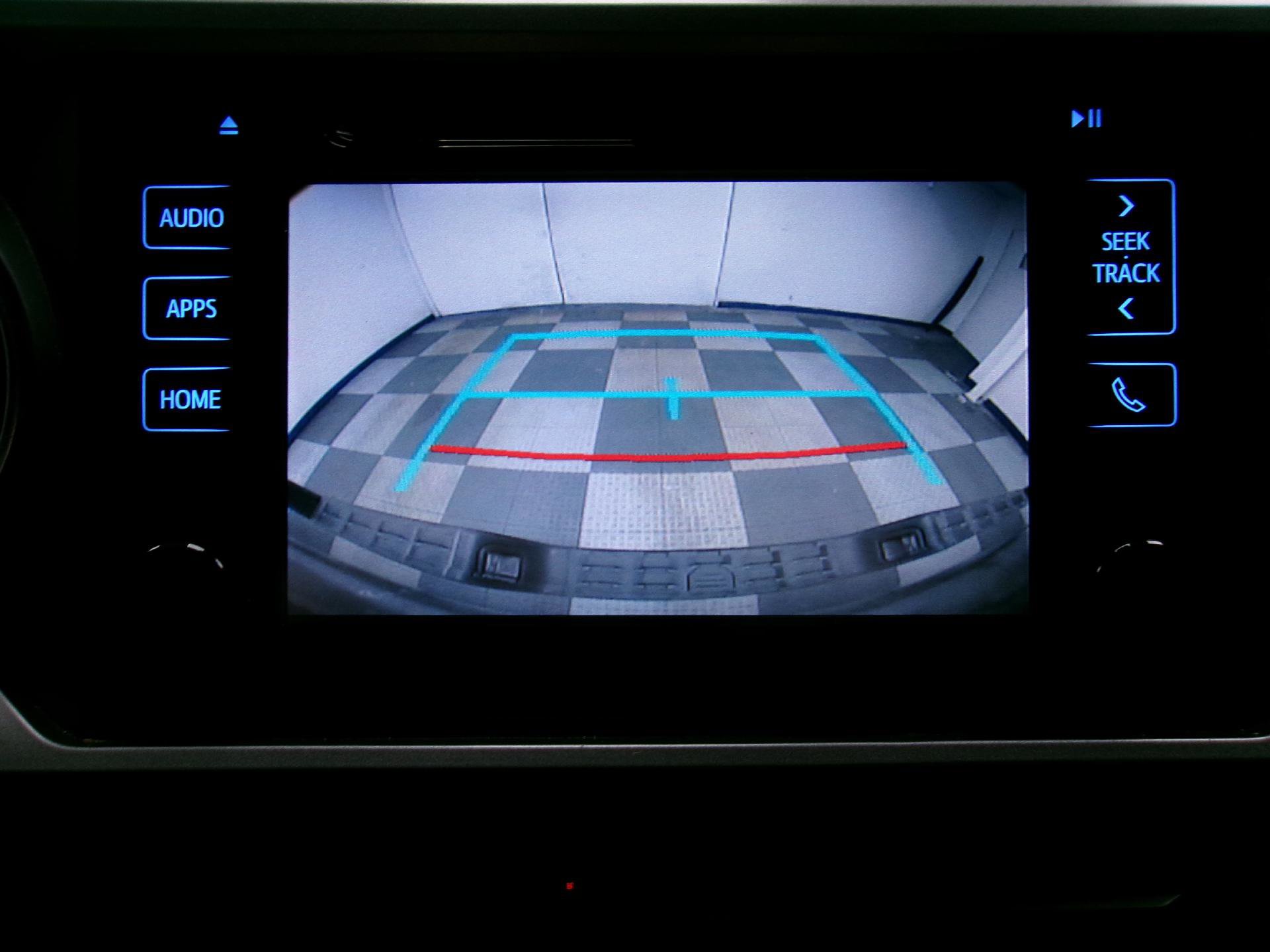 Used 2018 Toyota Tacoma SR5 image 6