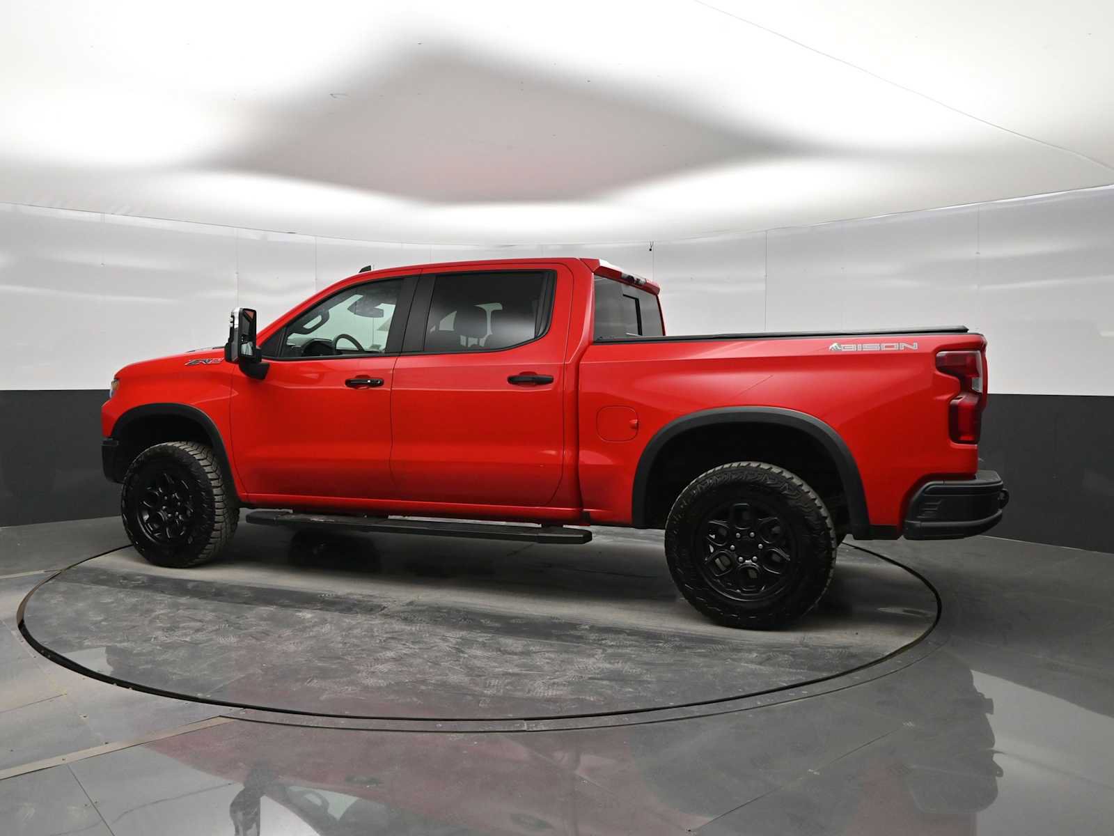 Used 2024 Chevrolet Silverado 1500 ZR2 w/ ZR2 Bison Edition AWD/4WD image 5