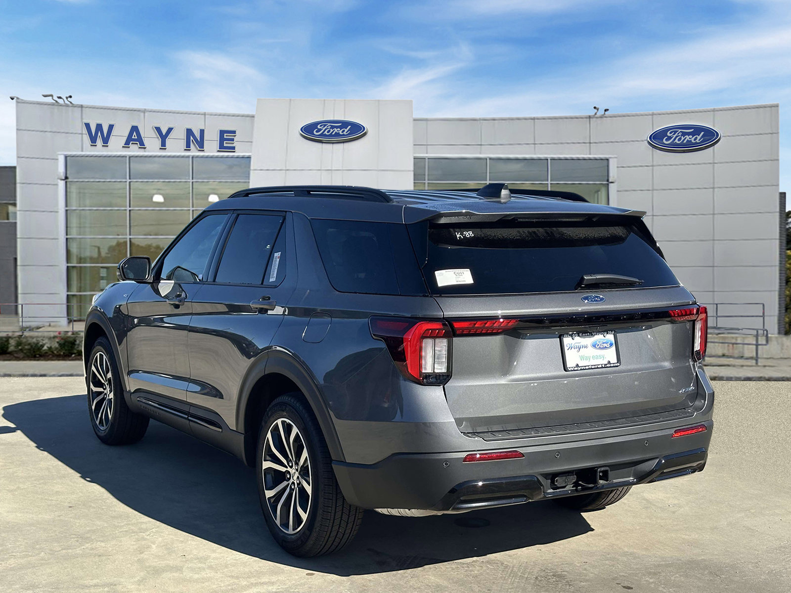 New 2026 Ford Explorer ST-Line image 3