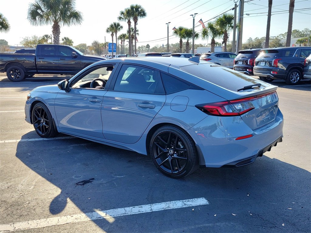 Used 2024 Honda Civic Sport image 3
