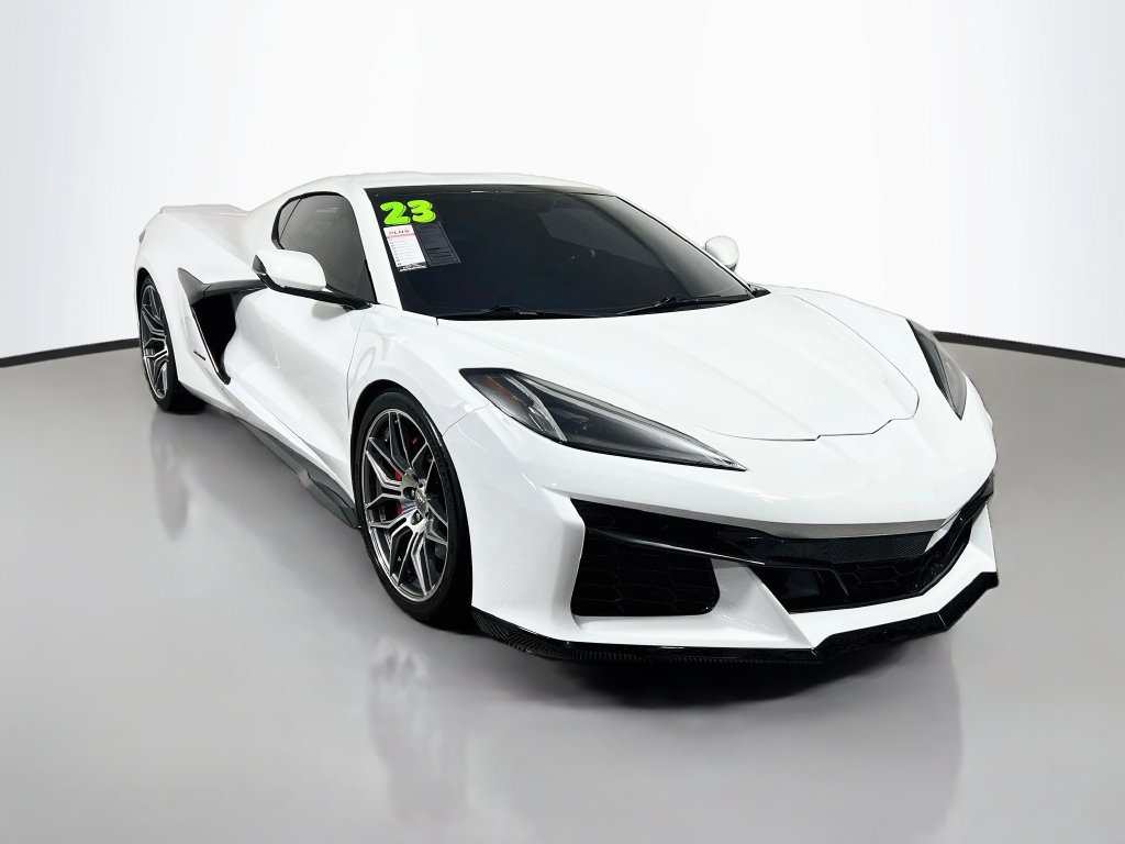 Used 2023 Chevrolet Corvette Z06 RWD image 1