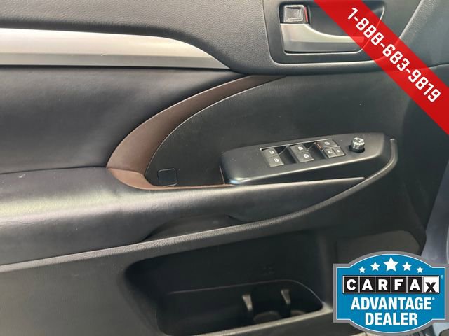 Used 2019 Toyota Highlander XLE image 26