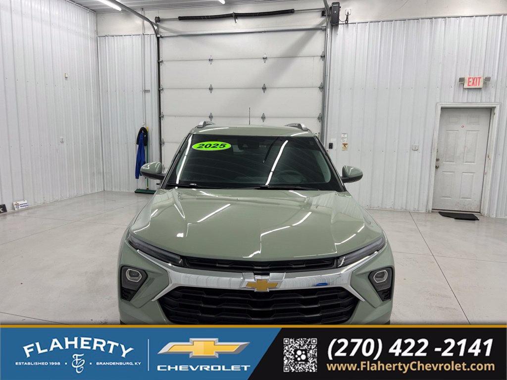 Used 2025 Chevrolet TrailBlazer LT FWD image 21