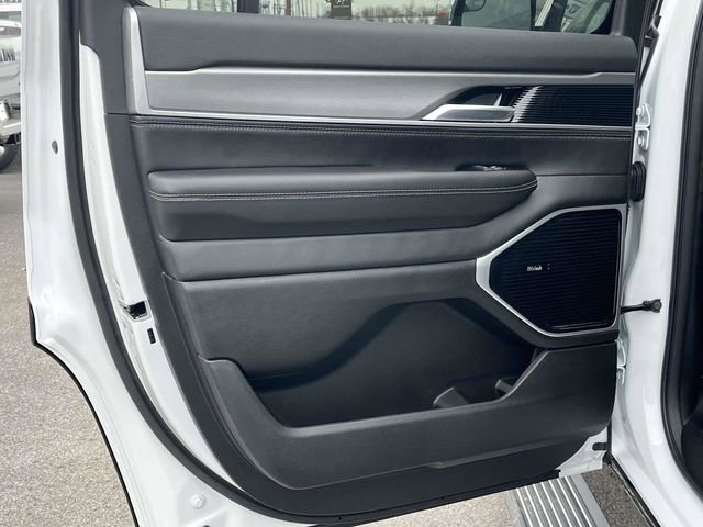 New 2026 Jeep Grand Wagoneer Limited image 15