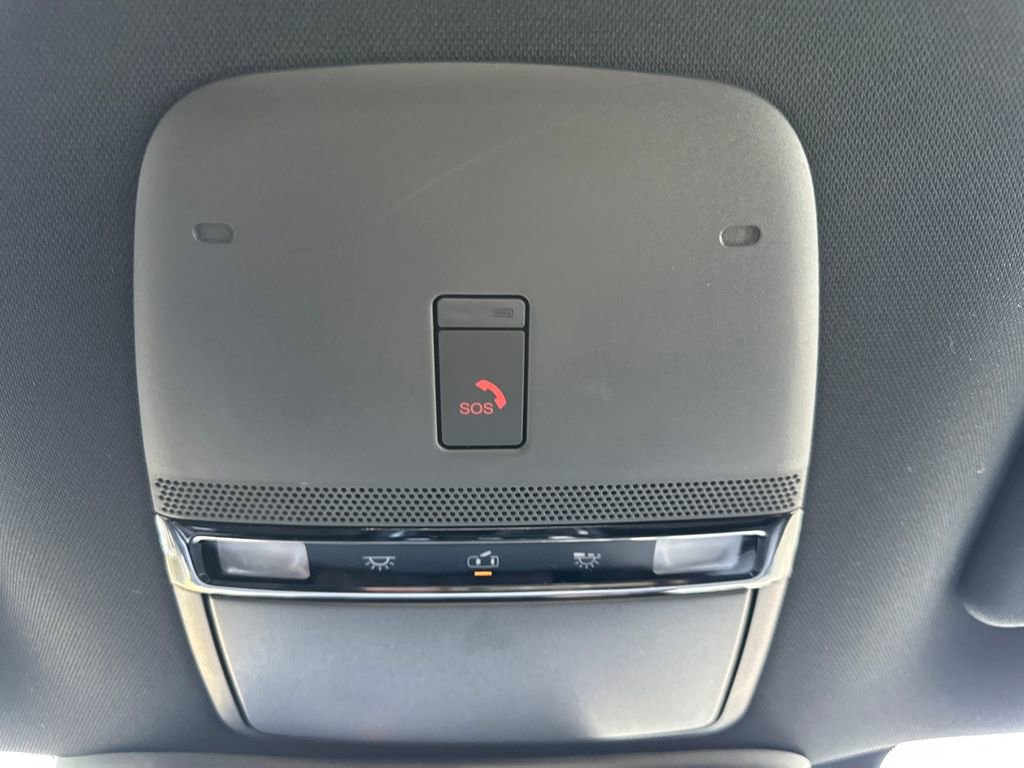 New 2025 Nissan Armada SL w/ Captain's Chari Seat Package image 32