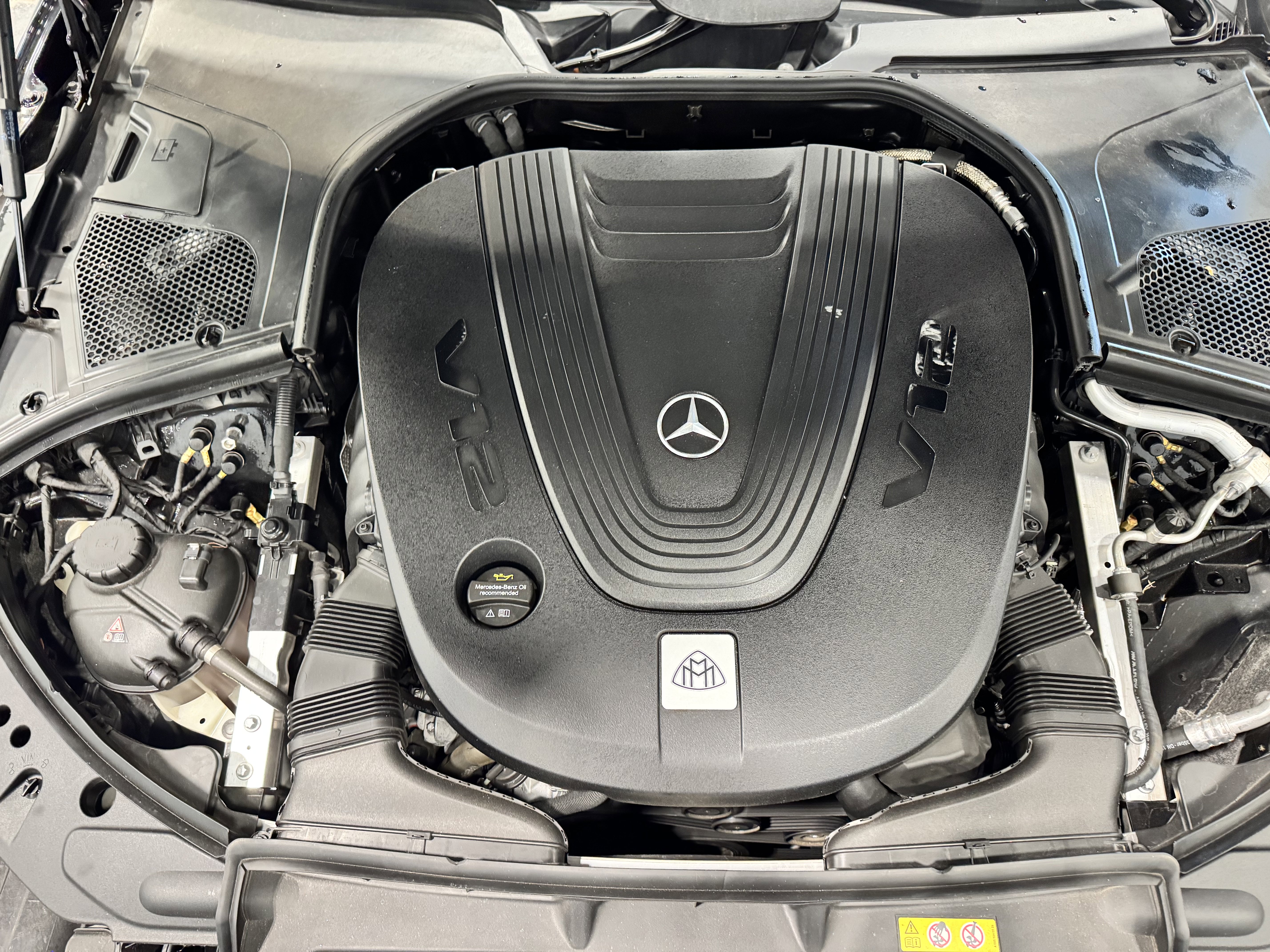 Used 2023 Mercedes-Benz Maybach S 680 Maybach S 680 w/ Manufaktur Leather Package image 32