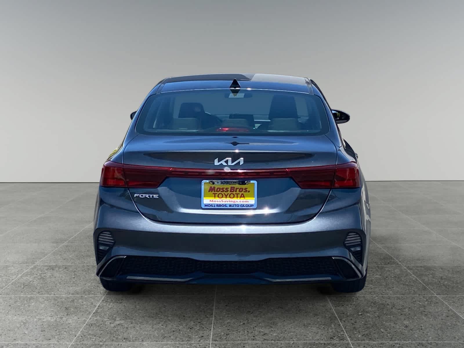 Used 2024 Kia Forte LXS w/ LXS Technology Package FWD image 4