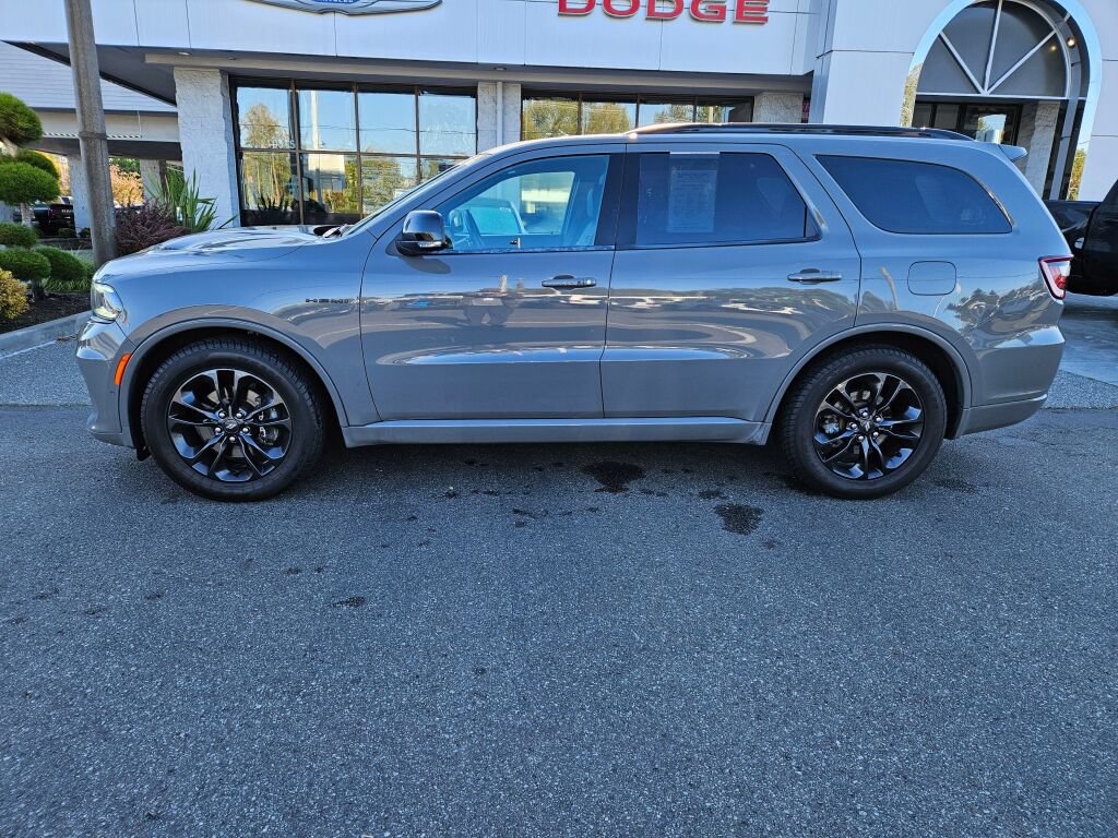 Used 2023 Dodge Durango R/T w/ Blacktop Package AWD/4WD image 2