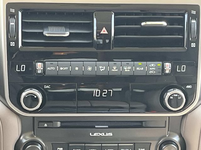 Used 2023 Lexus GX 460 Premium AWD/4WD image 16