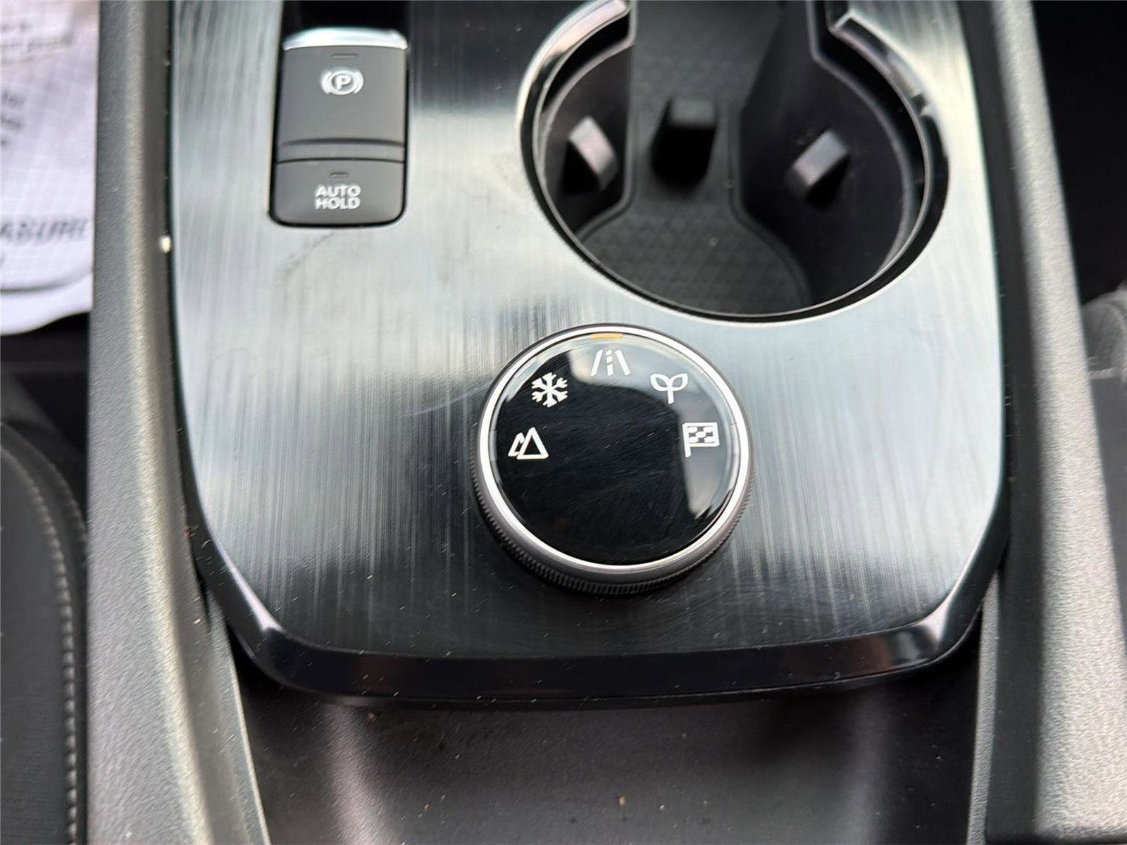 Used 2021 Nissan Rogue SV AWD/4WD image 18