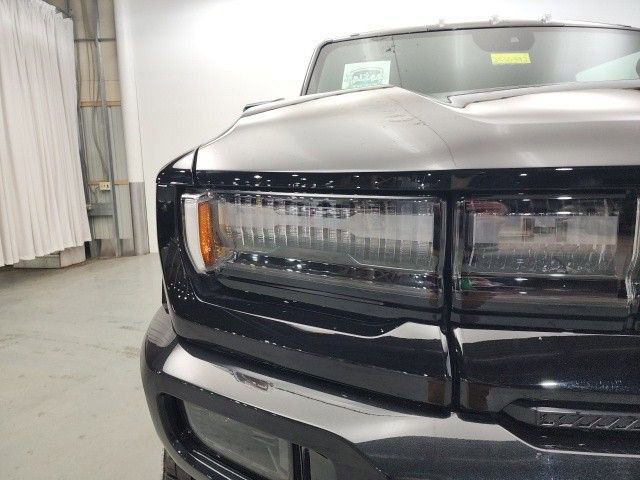 New 2025 GMC Hummer EV 3X w/ LPO, Dark Essentials Package image 29