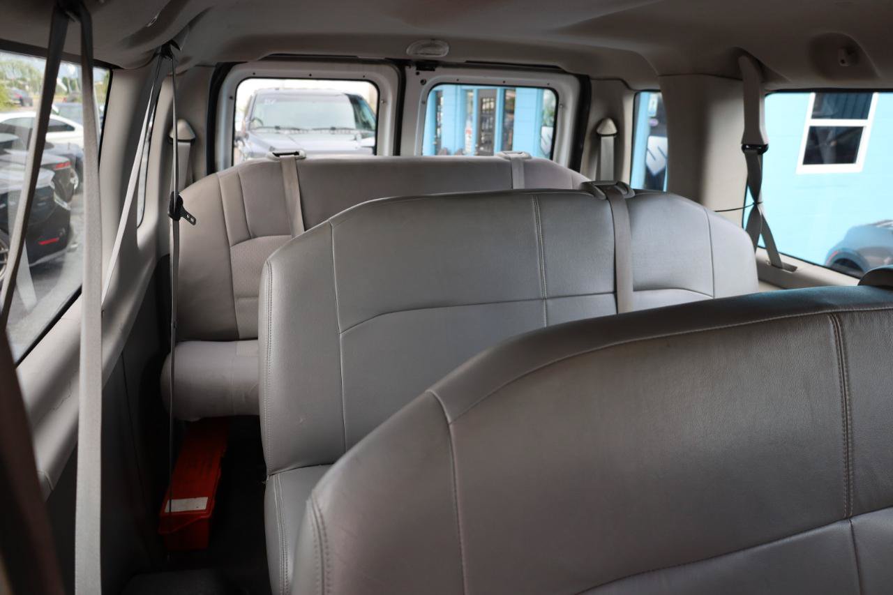 Used 2012 Ford E-350 and Econoline 350 XL w/ PWR Windows & Locks Group RWD image 11