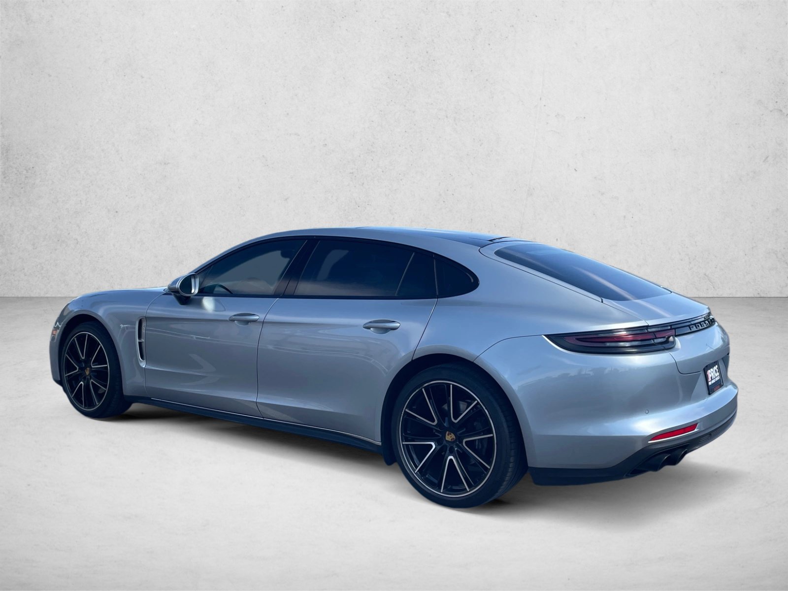 Used 2018 Porsche Panamera 4 Executive AWD/4WD image 7