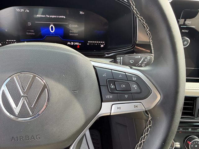 Certified 2025 Volkswagen Taos S AWD/4WD image 12