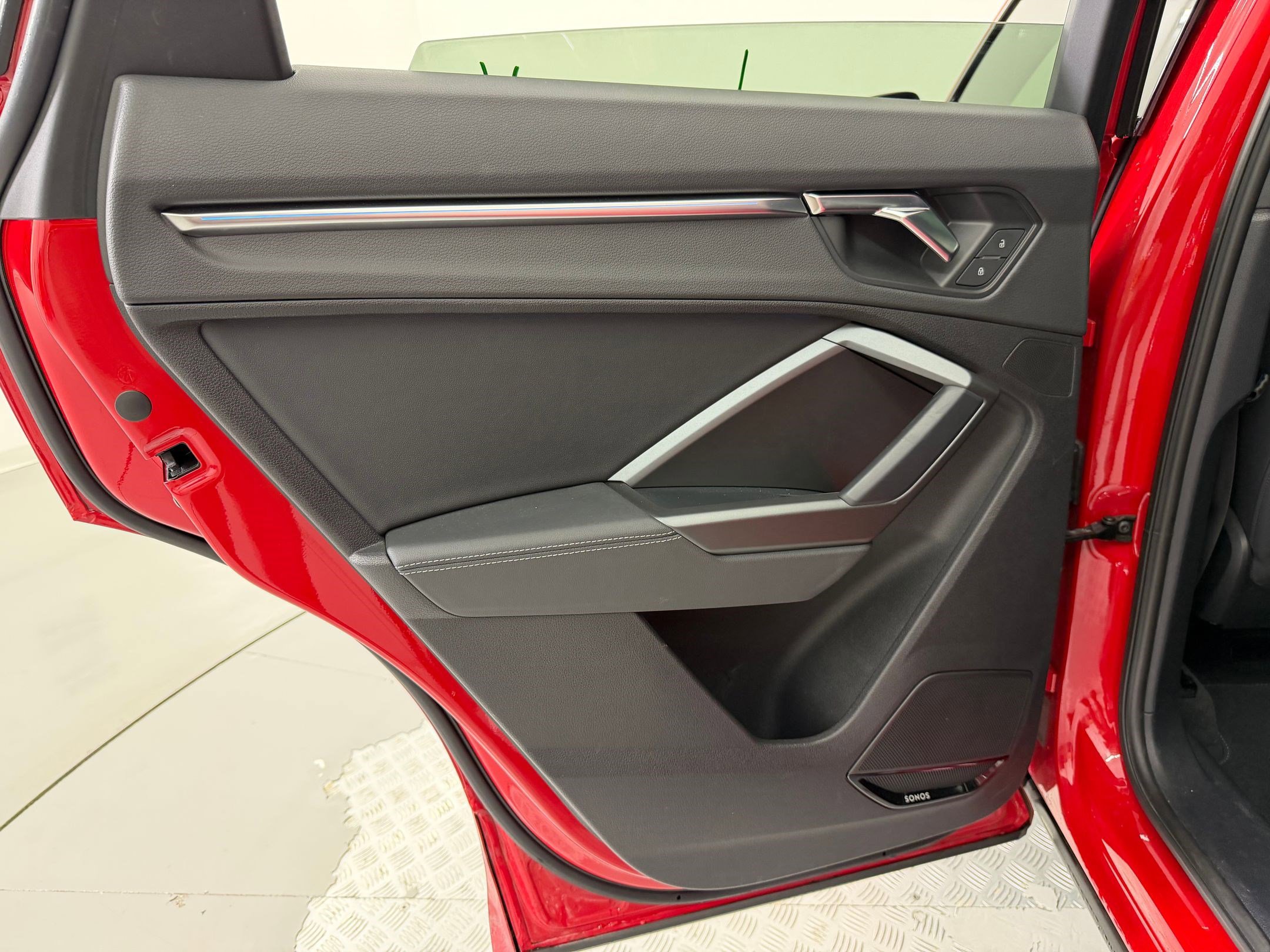 Certified 2022 Audi Q3 2.0T Premium Plus w/ Premium Plus Package image 27