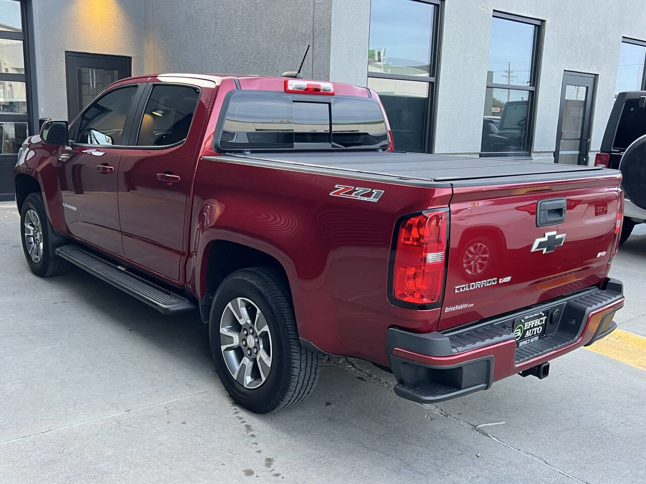 Used 2018 Chevrolet Colorado Z71 AWD/4WD image 9
