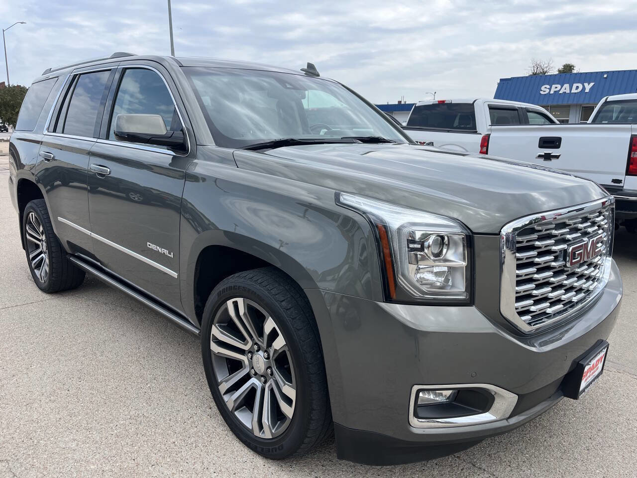 Used 2018 GMC Yukon Denali w/ Denali Ultimate Package image 2