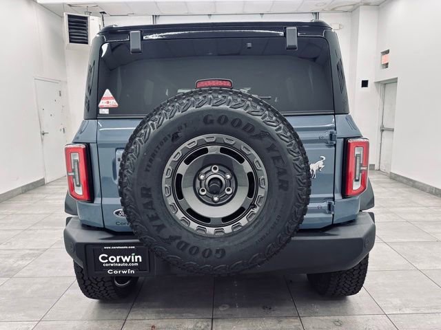 New 2025 Ford Bronco Outer Banks w/ Sasquatch Package image 4