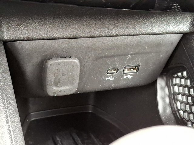 Used 2025 Chevrolet TrailBlazer LT image 29