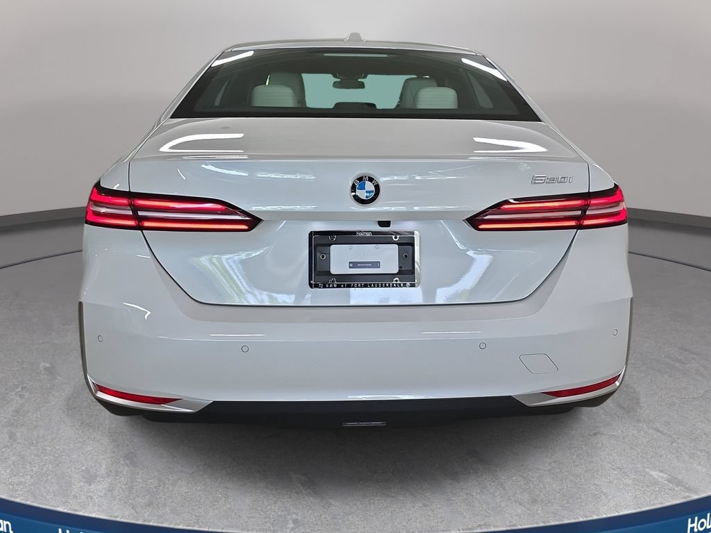Used 2026 BMW 530i RWD image 8