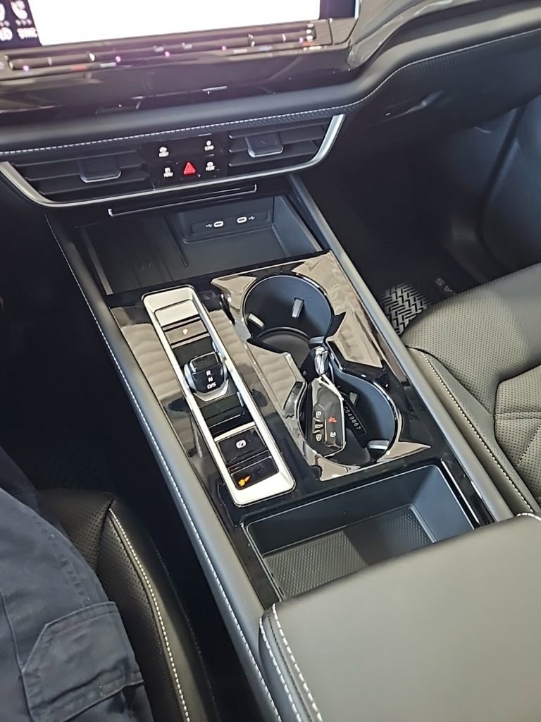 New 2026 Volkswagen Atlas SE image 36